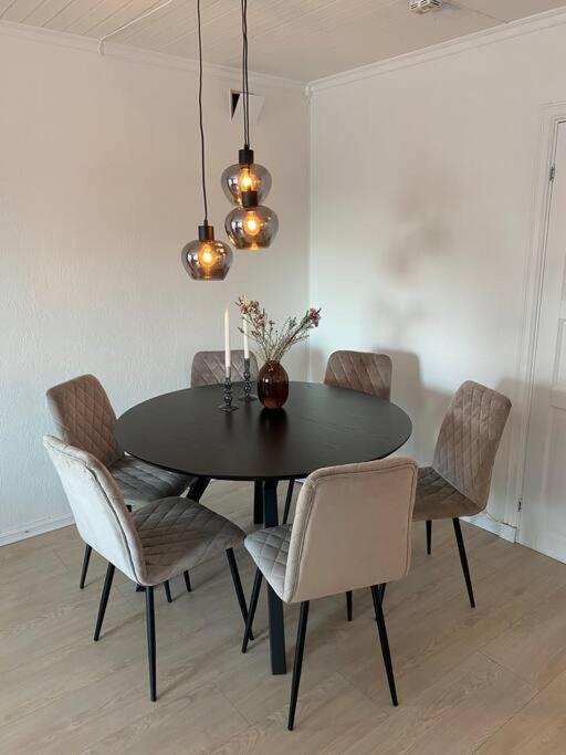 Arctic 3 Room Apartment - Aurora View - Free Parking Tromsø Esterno foto